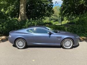 Bild 30/46 von Aston Martin DB 9 (2010)