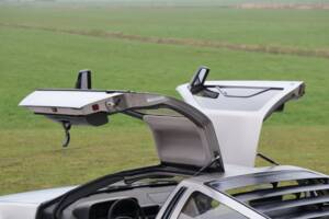 Image 11/50 de DeLorean DMC-12 (1981)