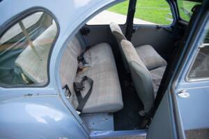 Image 16/38 de Citroën 2 CV 6 (1988)