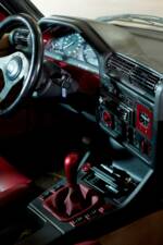 Image 34/45 of BMW 320i (1990)