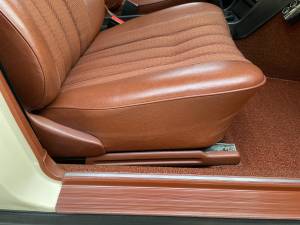 Afbeelding 38/40 van Mercedes-Benz 230 E (1983)
