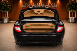 Bild 32/59 von Maserati GranCabrio 4.7 (2010)