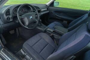 Bild 17/40 von BMW 316i (1998)