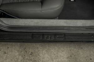 Image 44/66 of DeLorean DMC-12 (1981)