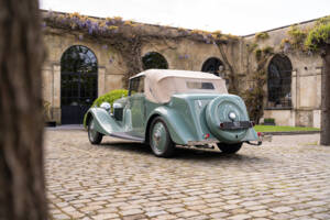 Image 3/23 of Bentley 3 1&#x2F;2 Liter Park Ward DHC (1936)