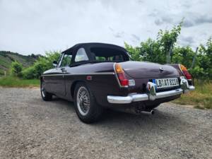 Image 39/55 of MG MGB (1969)