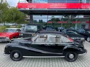 Bild 1/20 von BMW 502 - 3,2 Liter Super (1961)