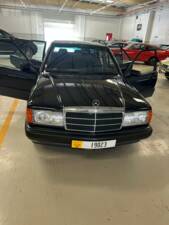 Bild 48/69 von Mercedes-Benz 190 E (1988)
