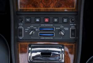Image 24/32 de Bentley Continental (1993)