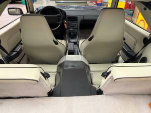 Bild 13/17 von Porsche 928 S4 (1990)