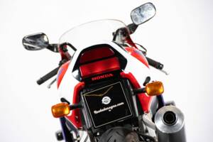 Immagine 11/50 di Honda CBR 900RR Fireblade (1996)