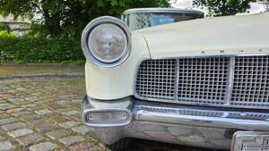 Image 30/75 of Lincoln Continental Mark II (1956)