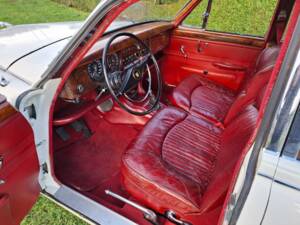 Image 15/68 de Jaguar Type S 3.4 (1964)