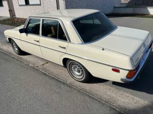 Afbeelding 3/5 van Mercedes-Benz 280 (1975)