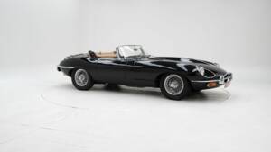 Image 3/15 de Jaguar E-Type (1969)