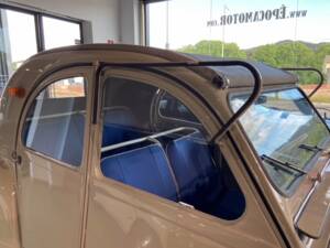 Afbeelding 22/59 van Citroën 2 CV  AZ (1956)