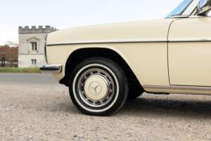 Afbeelding 12/40 van Mercedes-Benz 230 (1976)