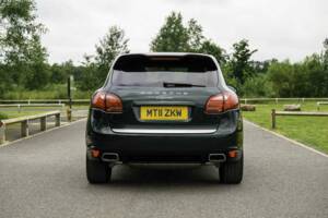 Bild 13/50 von Porsche Cayenne Diesel (2011)