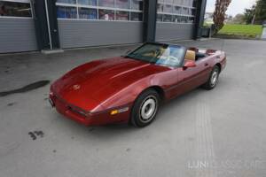 Image 1/45 of Chevrolet Corvette Convertible (1988)