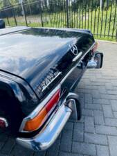 Image 17/38 of Mercedes-Benz 280 SL (1970)