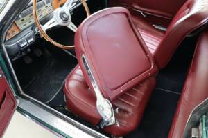 Bild 48/50 von FIAT 1300 Vignale (1965)