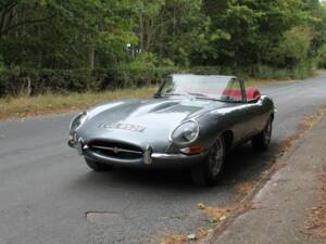 Imagen 3/19 de Jaguar E-Type 4.2 (1967)