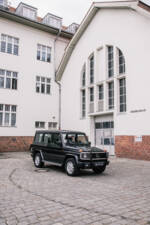 Bild 58/75 von Mercedes-Benz 300 GE (lang) (1990)