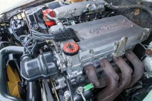 Image 19/50 of Alfa Romeo 75 2.0 Twin Spark (1988)