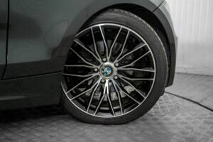 Image 48/50 of BMW 125i (2008)