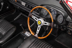 Image 18/28 of Ferrari 275 GTS (1965)
