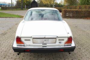 Bild 9/68 von Jaguar XJ 6 4.2 (1985)