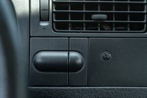 Bild 32/45 von Volkswagen Golf IV 1.6 (1997)