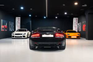 Image 7/38 of Aston Martin Virage (2012)