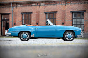 Image 6/58 de Mercedes-Benz 190 SL (1962)