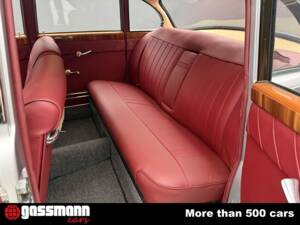 Image 15/15 of BMW 502 (1958)