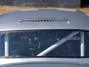 Image 34/50 de Jaguar Type E 3.8 (1970)