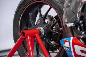 Image 48/50 of Ducati DUMMY (2010)