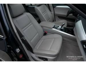 Afbeelding 7/34 van BMW X5 xDrive48i (2006)