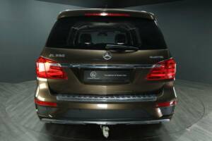 Bild 4/50 von Mercedes-Benz GL 350 BlueTEC 4MATIC (2016)