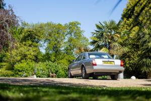 Image 22/50 of Bentley Continental R (1997)