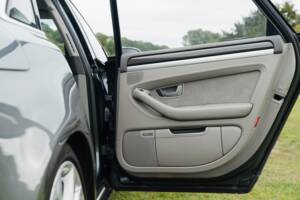 Bild 7/24 von Audi S8 V10 (2009)