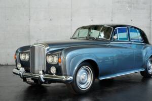Image 2/50 of Bentley S 3 (1964)
