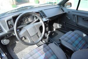 Image 12/15 de Volkswagen Scirocco II GT (1990)