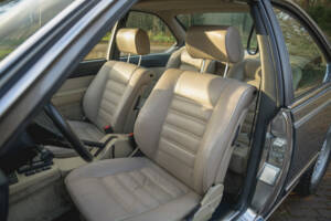 Image 6/17 of BMW 635 CSi (1982)