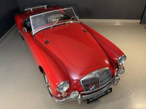 Imagen 11/30 de MG MGA 1600 (1960)