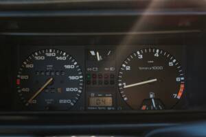 Bild 33/58 von Volkswagen Golf II GTi 1.8 (1988)