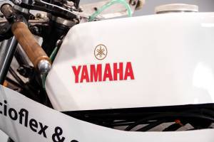 Image 17/34 de Yamaha DUMMY (1976)