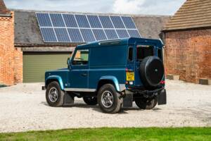 Bild 4/50 von Land Rover Defender 110 Turbo Diesel (1999)