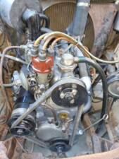 Image 17/35 of FIAT 500 C Giardiniera (1950)