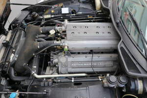 Image 39/44 de Aston Martin Virage Volante (1993)